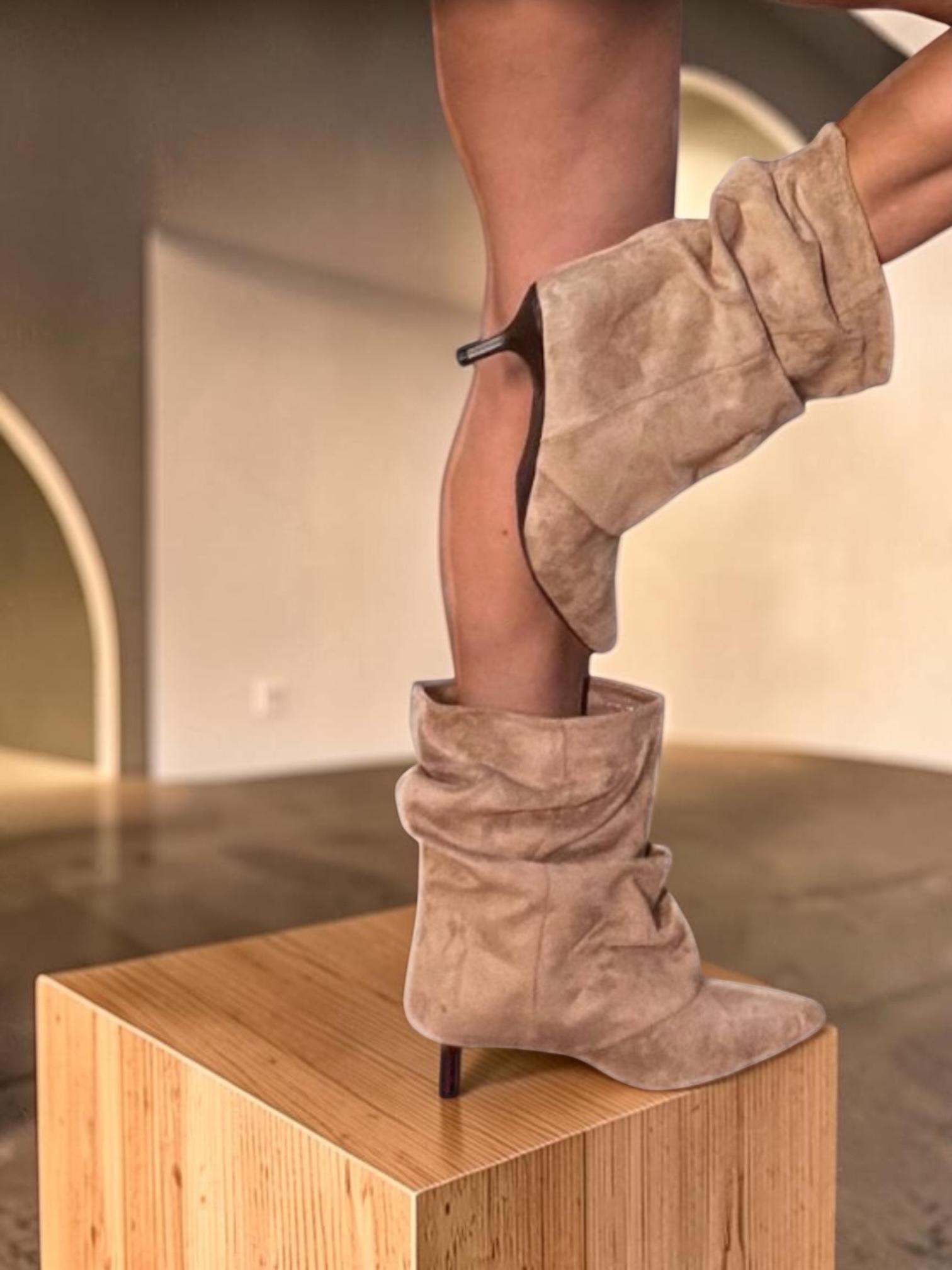 Botin tacon fino