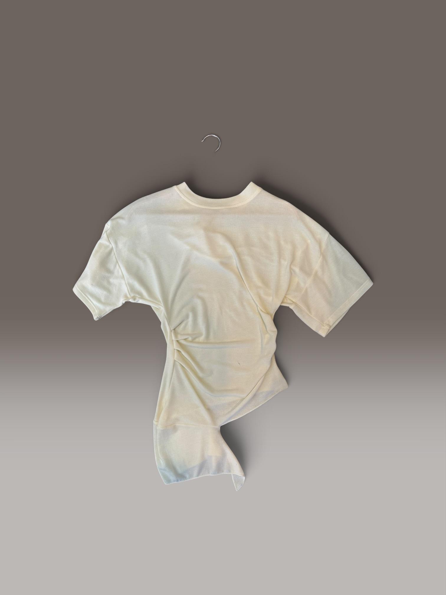 Camiseta larga asimetrica