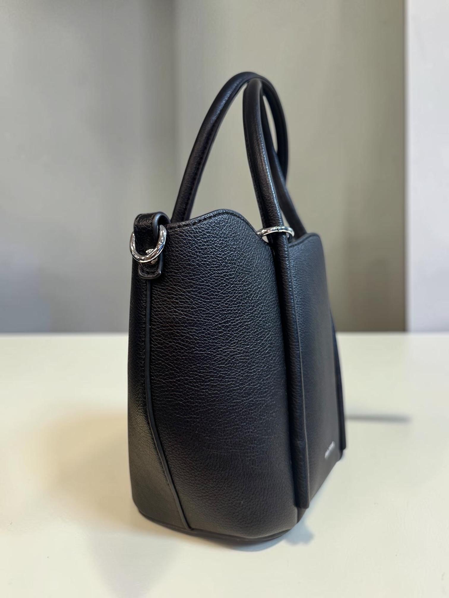 Bolso chic con ondas