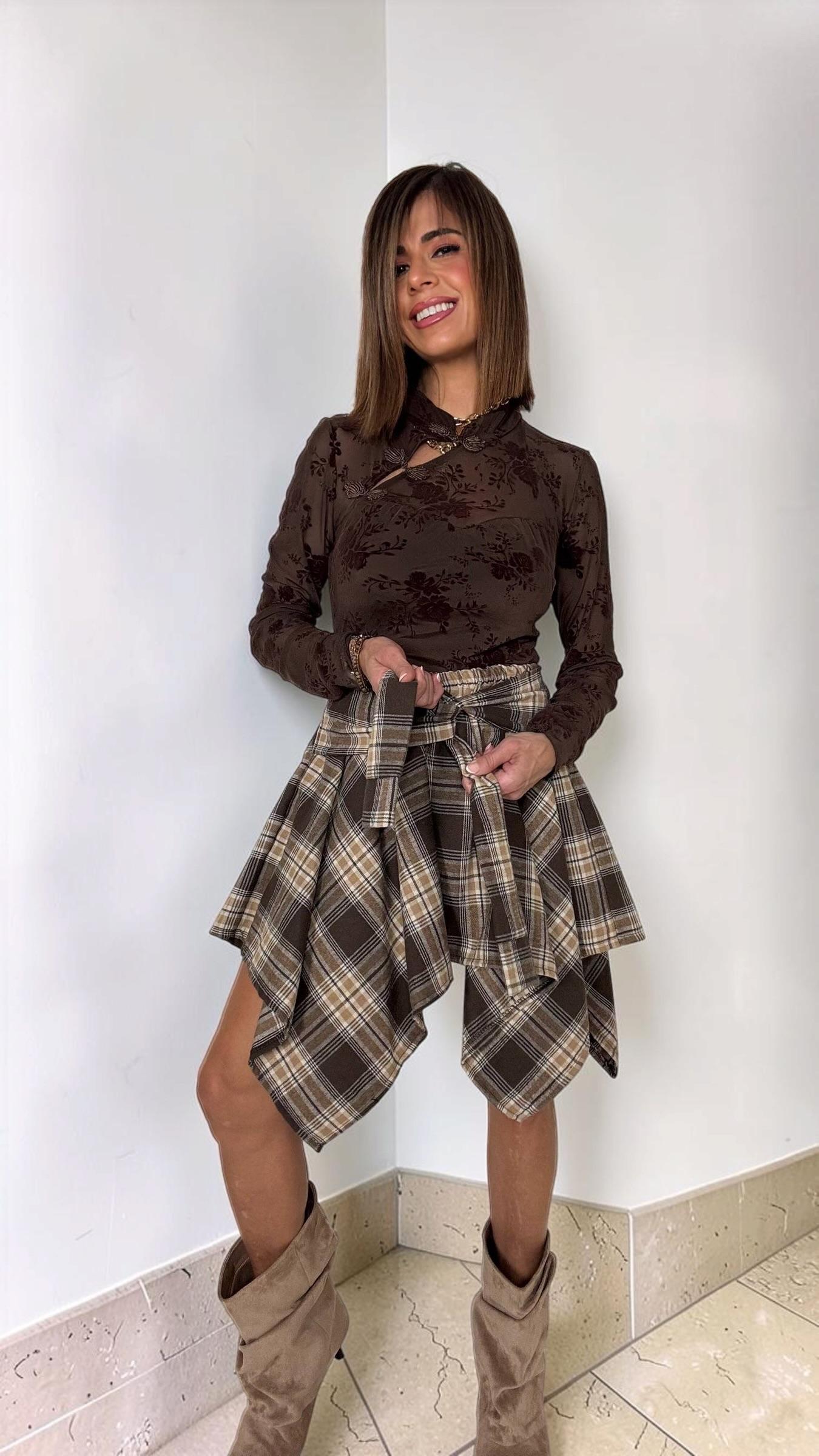 CAMISETA DE TULLE FLOCADA