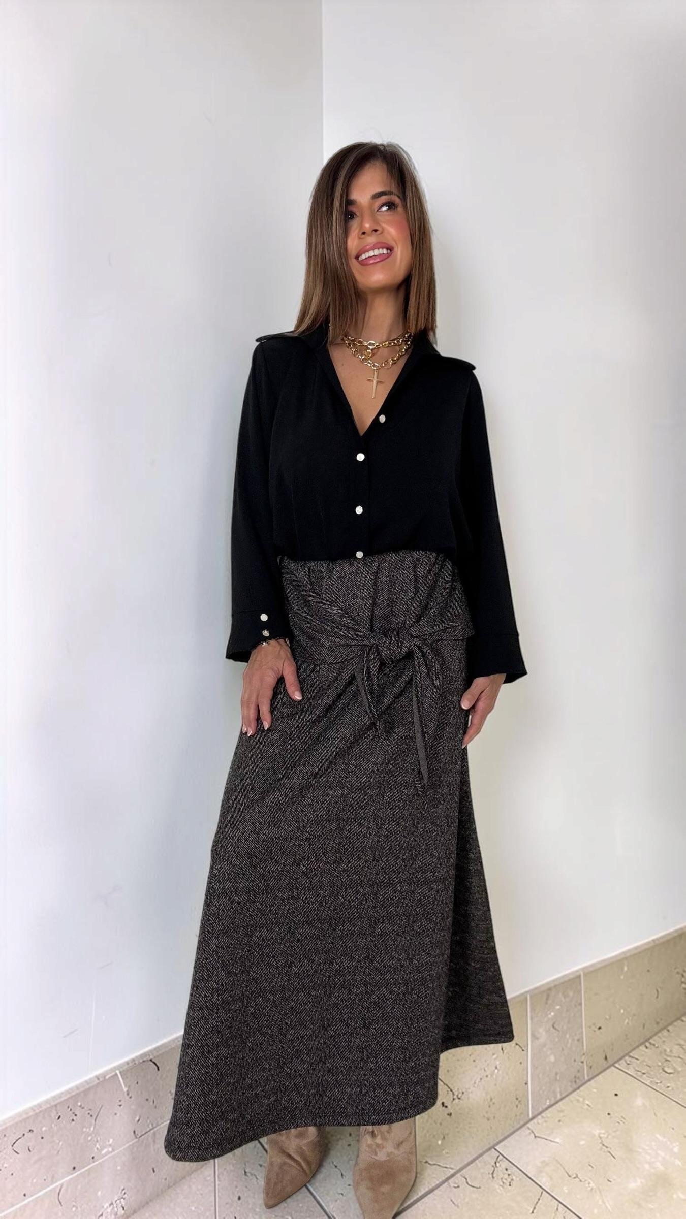 FALDA LARGA LAZO