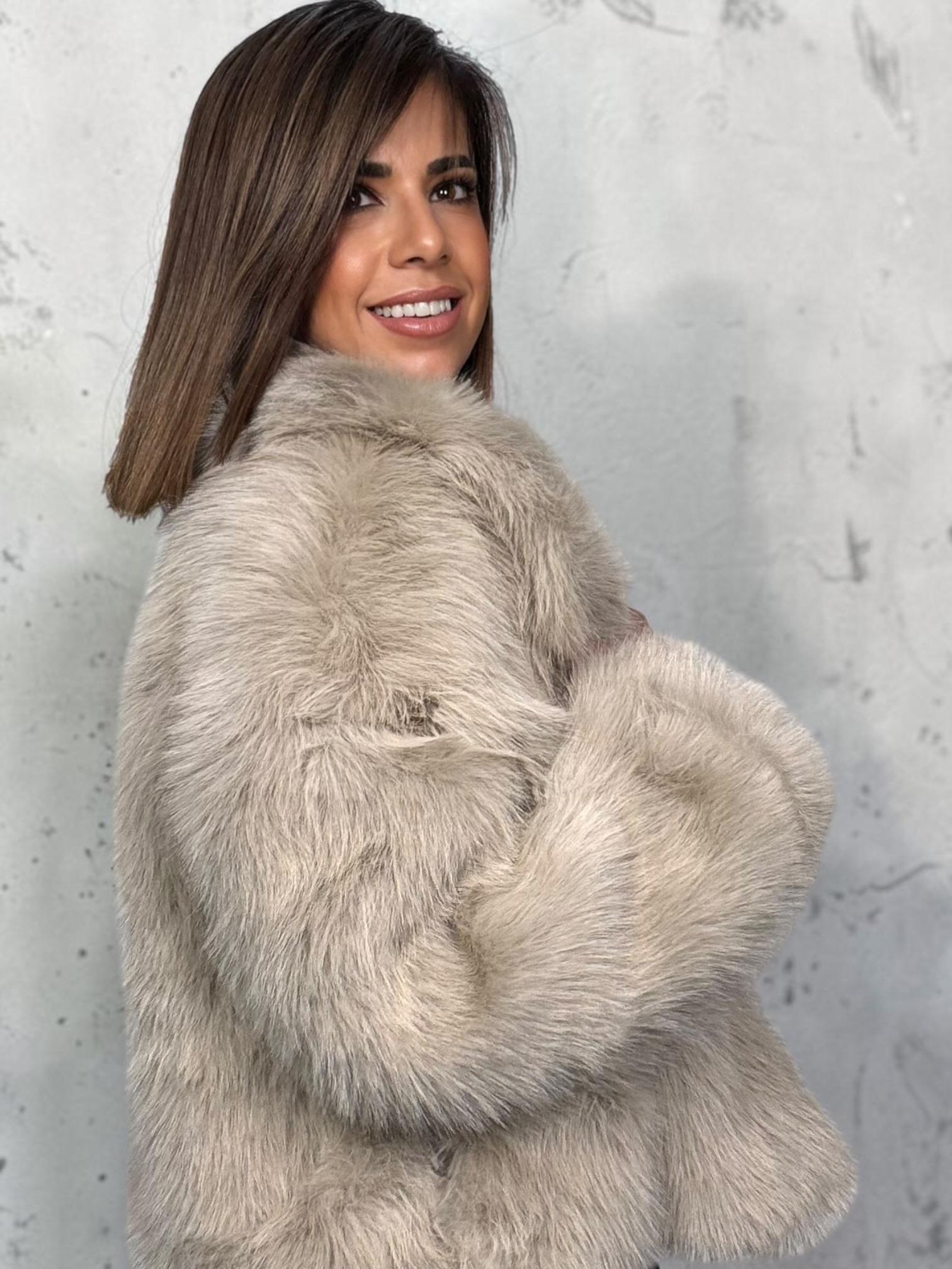 ABRIGO CORTO PELO SOHO