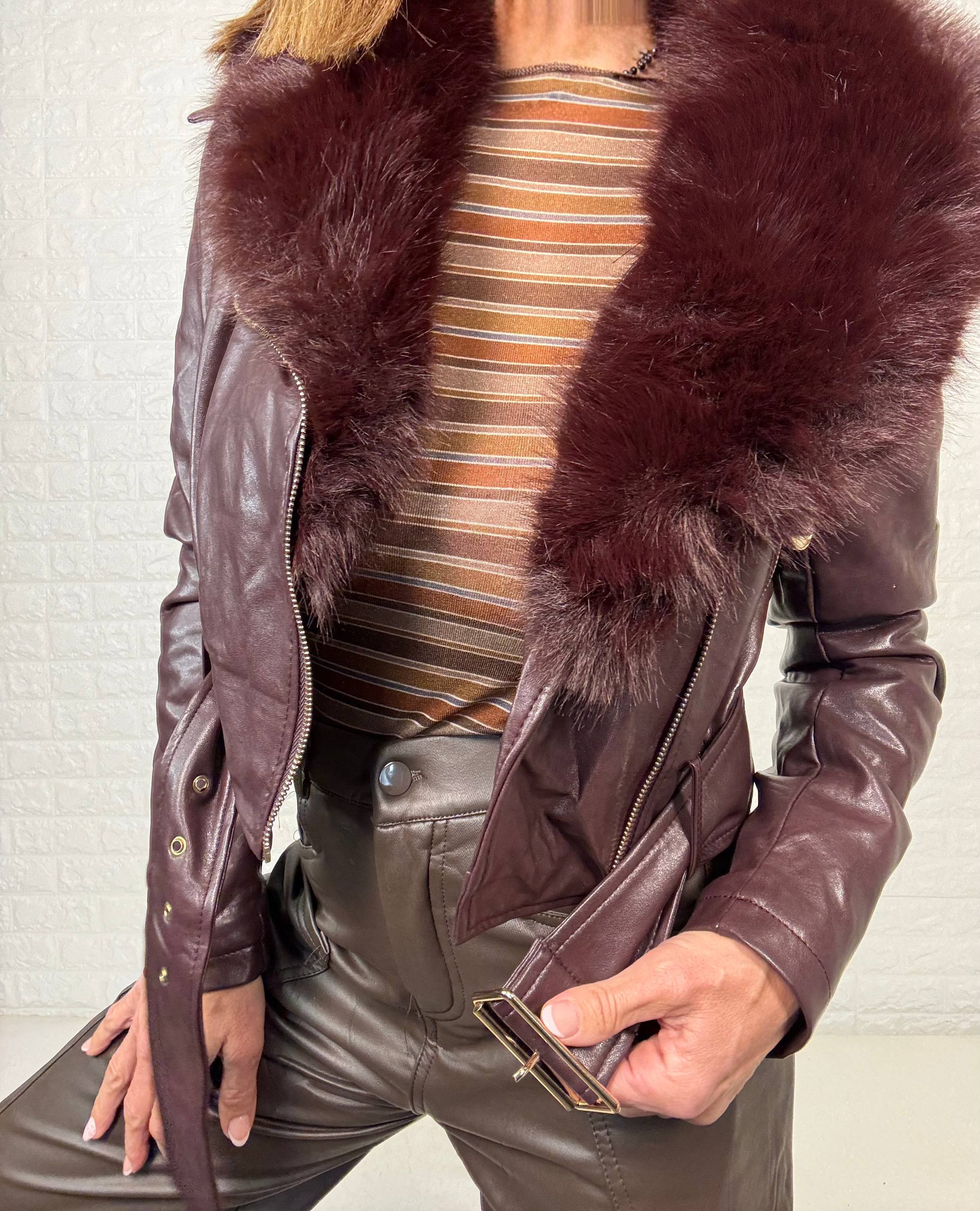 CHAQUETA PELO CORTA CINTURÓN