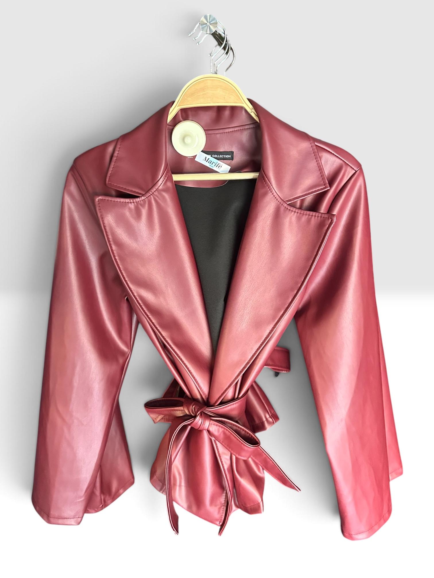 CHAQUETA POLIPIEL CINTURÓN
